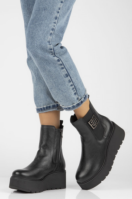 Suede ankle boots Filippo 60390 black