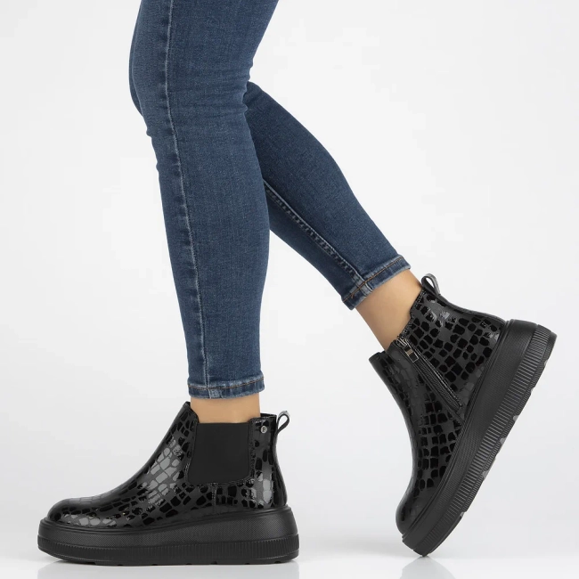 Leather ankle boots Filippo DBT6376/24 BK black