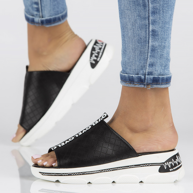 Leather slippers Filippo DK3679/22 BK black