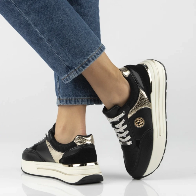 Skórzane sneakersy Filippo DP7773/26 BK czarne