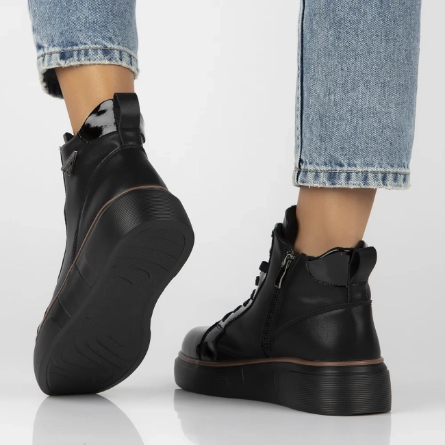 Leather ankle boots Filippo DBT6453/25 BK black