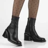 Leather ankle boots Filippo 0033 black