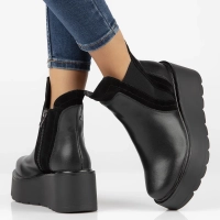 Skórzane botki na koturnie Filippo DBT4745/23 BK czarne