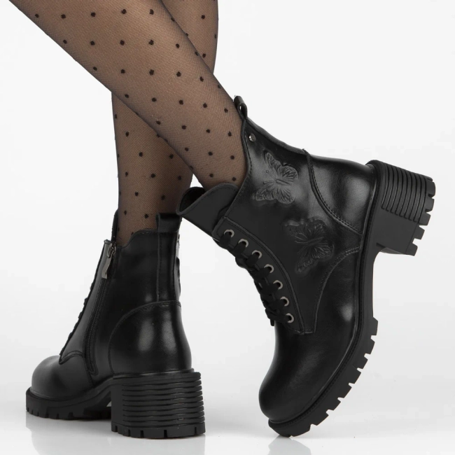 Leather ankle boots Filippo DBT7133/25 BK black