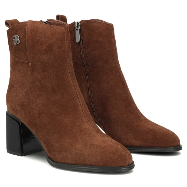 Leather ankle boots Filippo DBT8147/26 BR brown