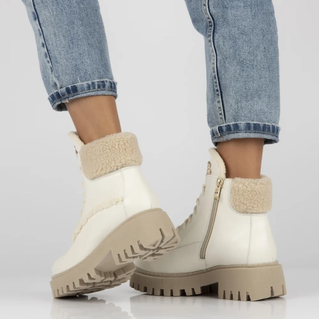 Leather boots Filippo 60374 beige