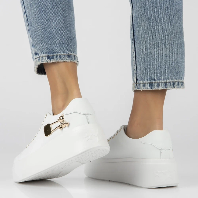 Skórzane sneakersy Filippo DP6423/24 WH białe