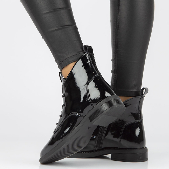 Leather ankle boots Filippo DBT3211/21 BK black