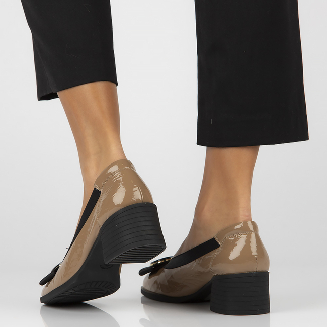 Skórzane czółenka Filippo DP6960/25 CA brązowe