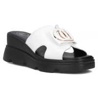 Leather slippers Filippo DK6078/24 WH white