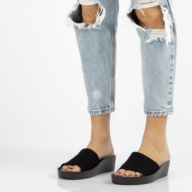 Leather flip-flops Filippo DK1220/20 BK black