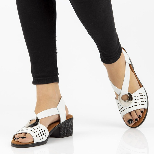 Leather sandals Filippo DS2308/21 WH white