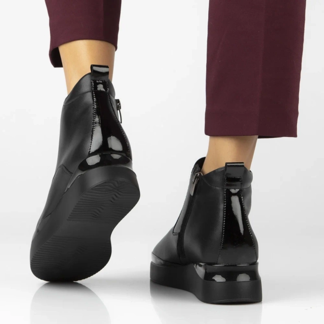 Leather ankle boots Filippo DBT7392/25 BK black