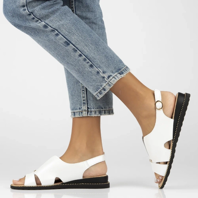 Leather sandals Filippo DS4470/25 WH white