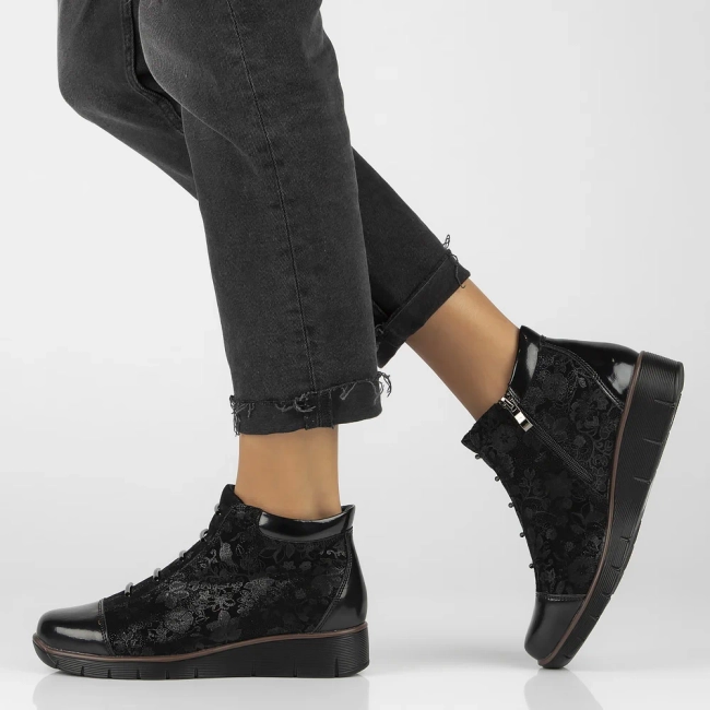 Leather ankle boots Filippo DBT3179/25 BK FL black