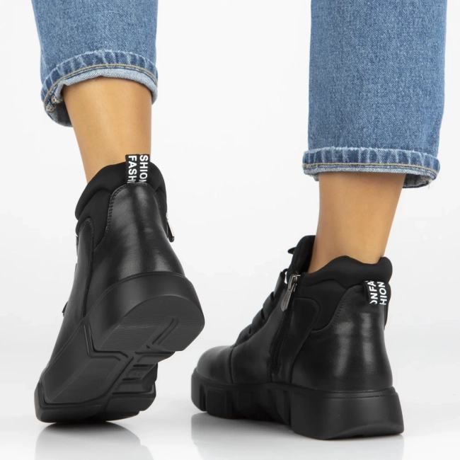 Leather ankle boots Filippo DBT6532/25 BK black