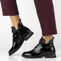 Leather ankle boots Filippo DBT7229/25 BK black