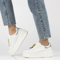 Skórzane sneakersy Filippo DP6793/25 WH białe