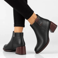 Leather heeled ankle boots Filippo DBT8126/26 BK BG black
