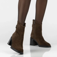 Leather heeled ankle boots Filippo DBT8024/26 BR brown