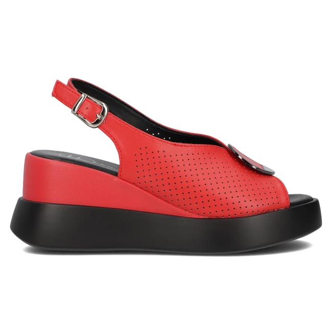 Skórzane sandały na koturnie Filippo DS6074/24 RD czerwone