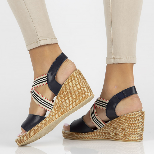 Skórzane sandały Filippo DS3520/22 NV granatowe