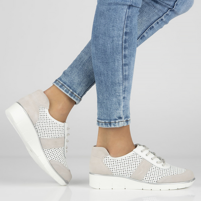 Leather shoes Filippo DP028/23 WH white