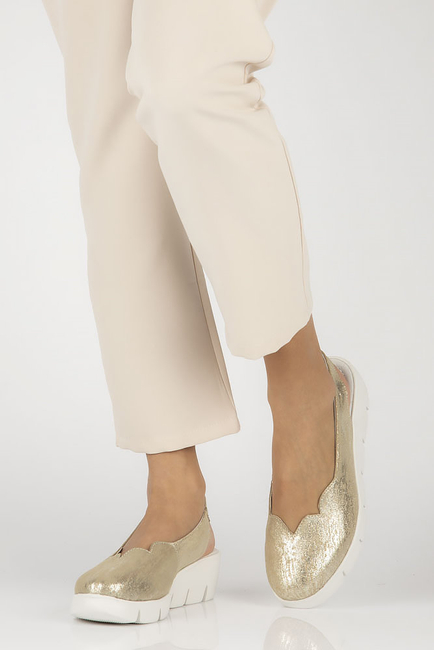 Leather shoes DP4558/23 GO gold