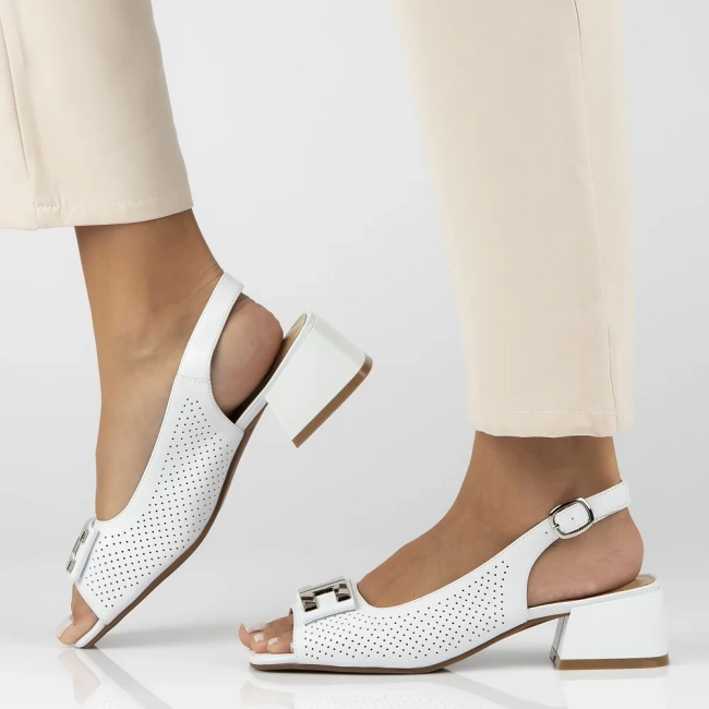 Leather sandals Filippo DS6986/25 WH white