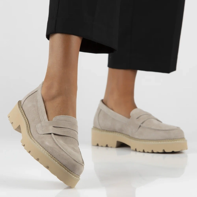 Skórzane półbuty na platformie Filippo DP6090/24 TP taupe