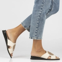 Leather flip-flops Filippo DK7041/25 BE beige