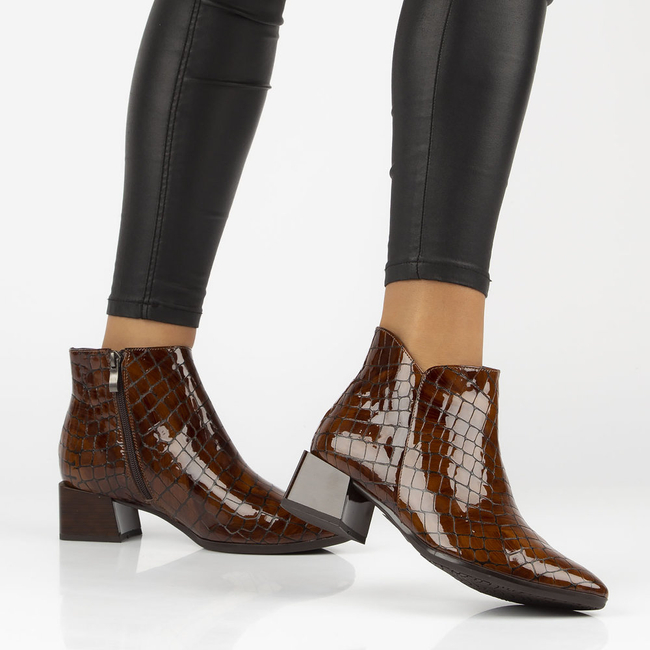 Leather ankle boots Filippo 5103 Brown