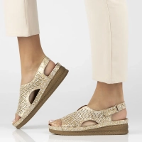 Leather sandals Maciejka L4494-25/00-1 gold