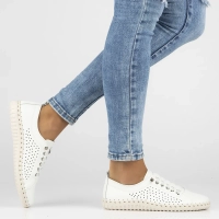 Leather shoes Filippo DP6735/25 WH white