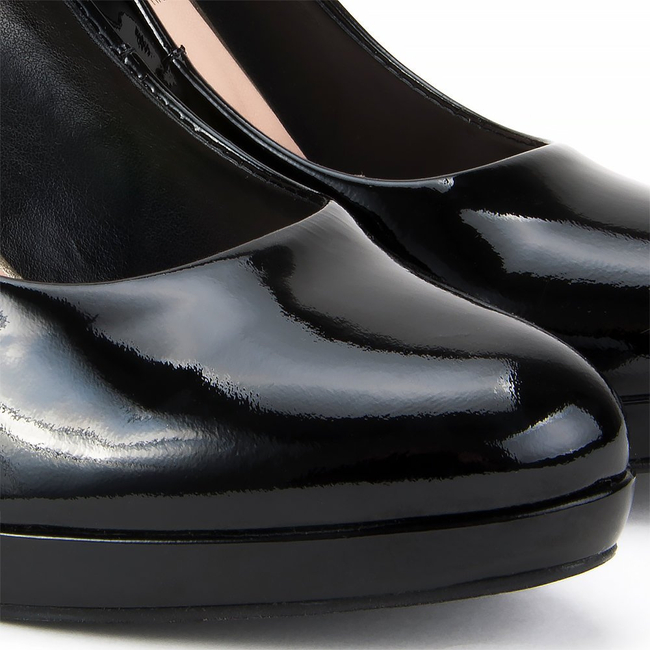 Pumps SALA 9438/07 black, lacquered