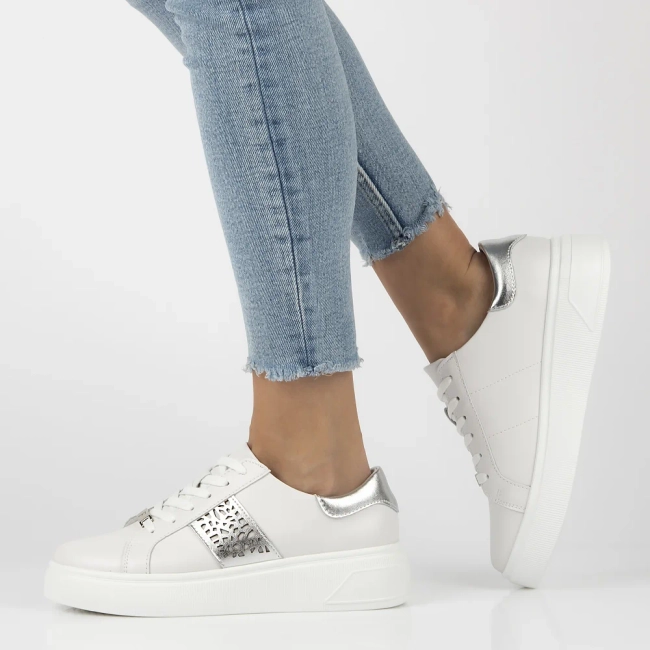 Leather sneakers Filippo DP6824/25 WH white