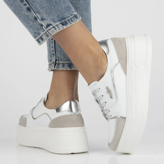 Leather sneakers Filippo DP6805/25 WH white