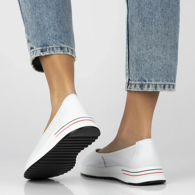 Leather shoes Filippo DP6719/25 WH white