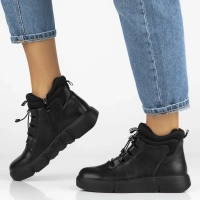 Leather ankle boots Filippo DBT6532/25 BK black