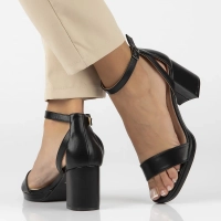 Sandały na obcasie Filippo DS4488/24 BK czarne