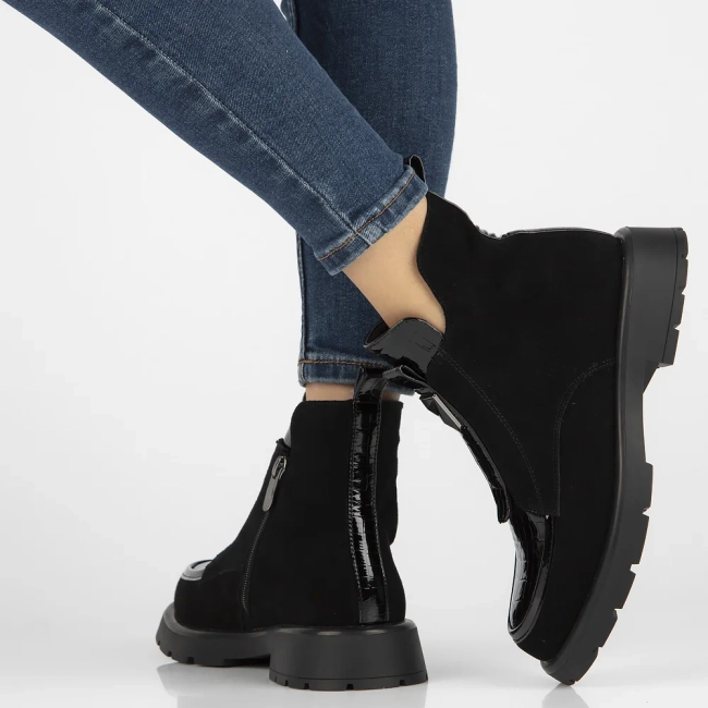 Leather ankle boots Filippo DBT6570/24 BK black