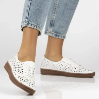 Leather shoes Filippo DP6830/25 WH white