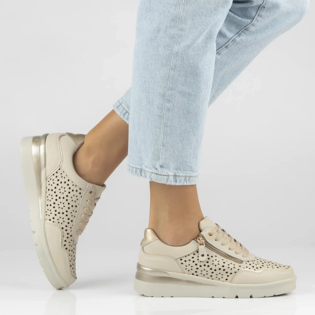Skórzane sneakersy na platformie Filippo DP7677/26 BE beżowe