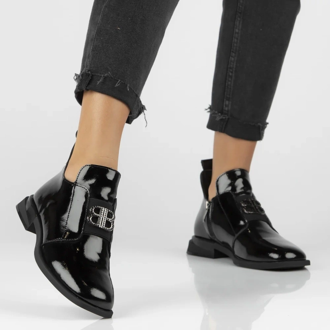 Leather ankle boots Filippo DBT4763/25 BK black