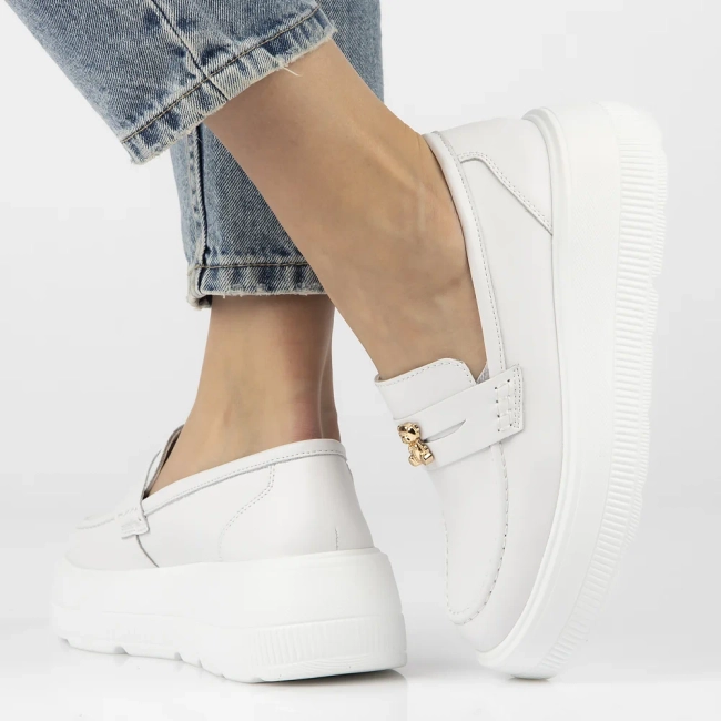 Leather shoes Filippo DP6844/25 WH white