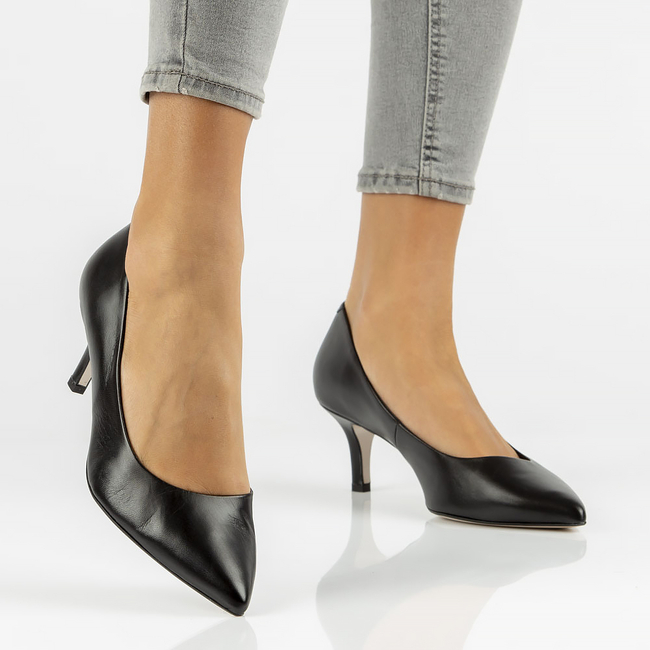 Leather pumps Bravo Moda 1759 Black