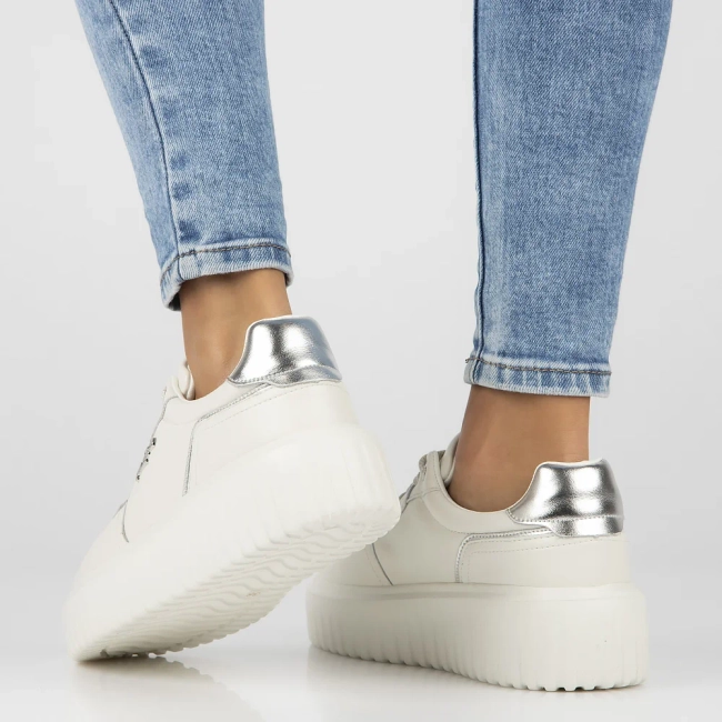 Leather sneakers Filippo DP6726/25 WH white