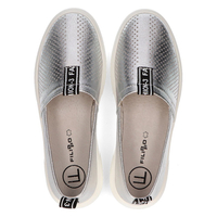 Skórzane slip-on damskie Filippo DP2027/21 SI srebrne