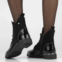 Leather ankle boots Filippo DBT4749/25 BK CR black