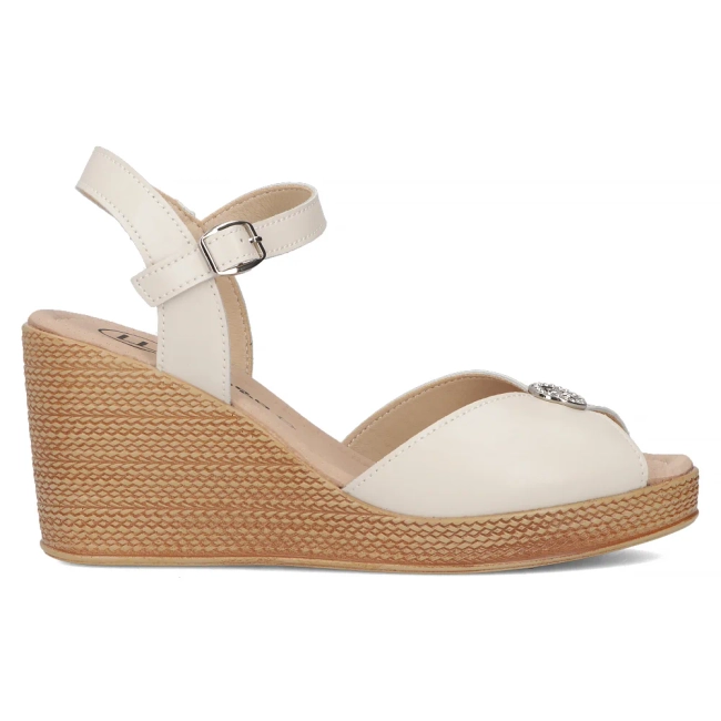 Leather sandals Filippo DS6026/24 EC ecru